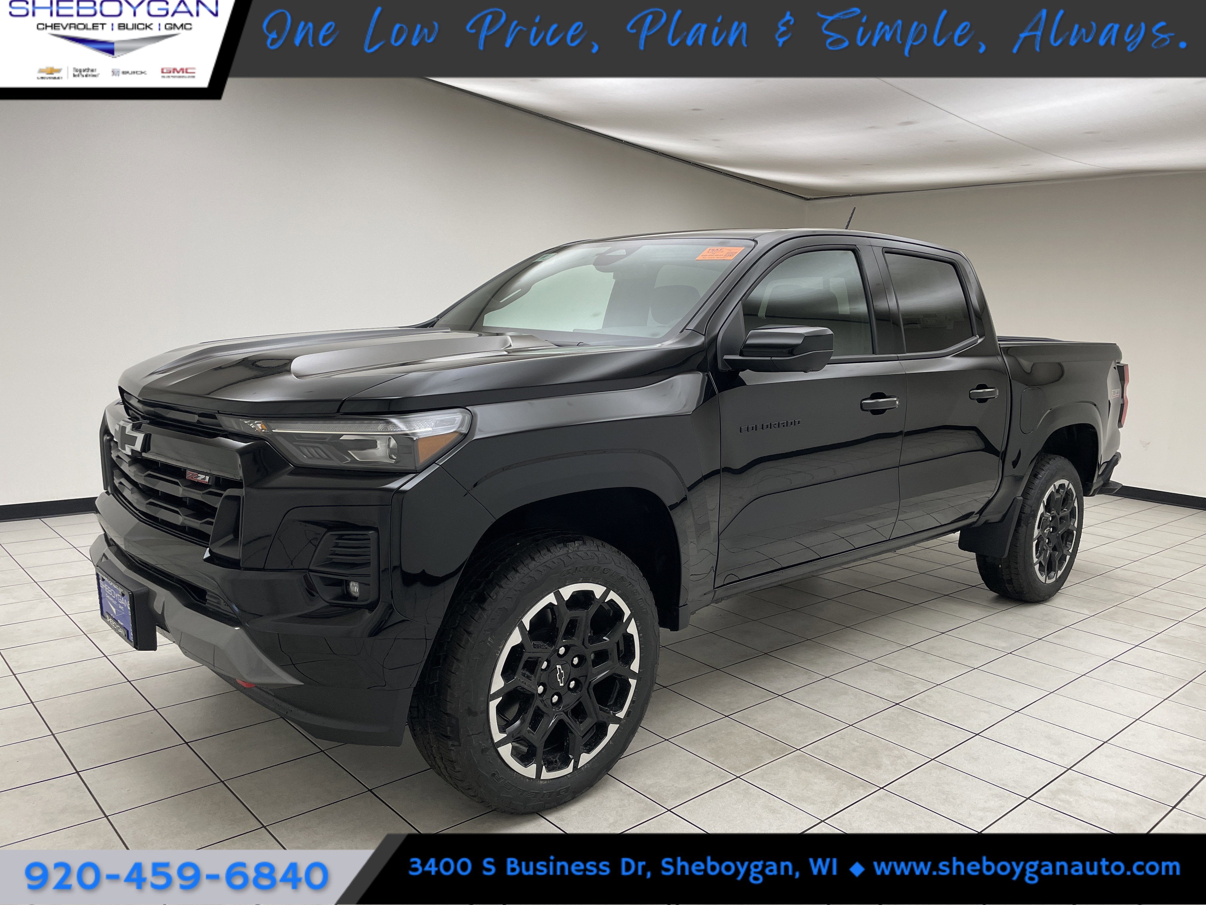 2026 Chevrolet Colorado Z71 in Black — front three-quarter view