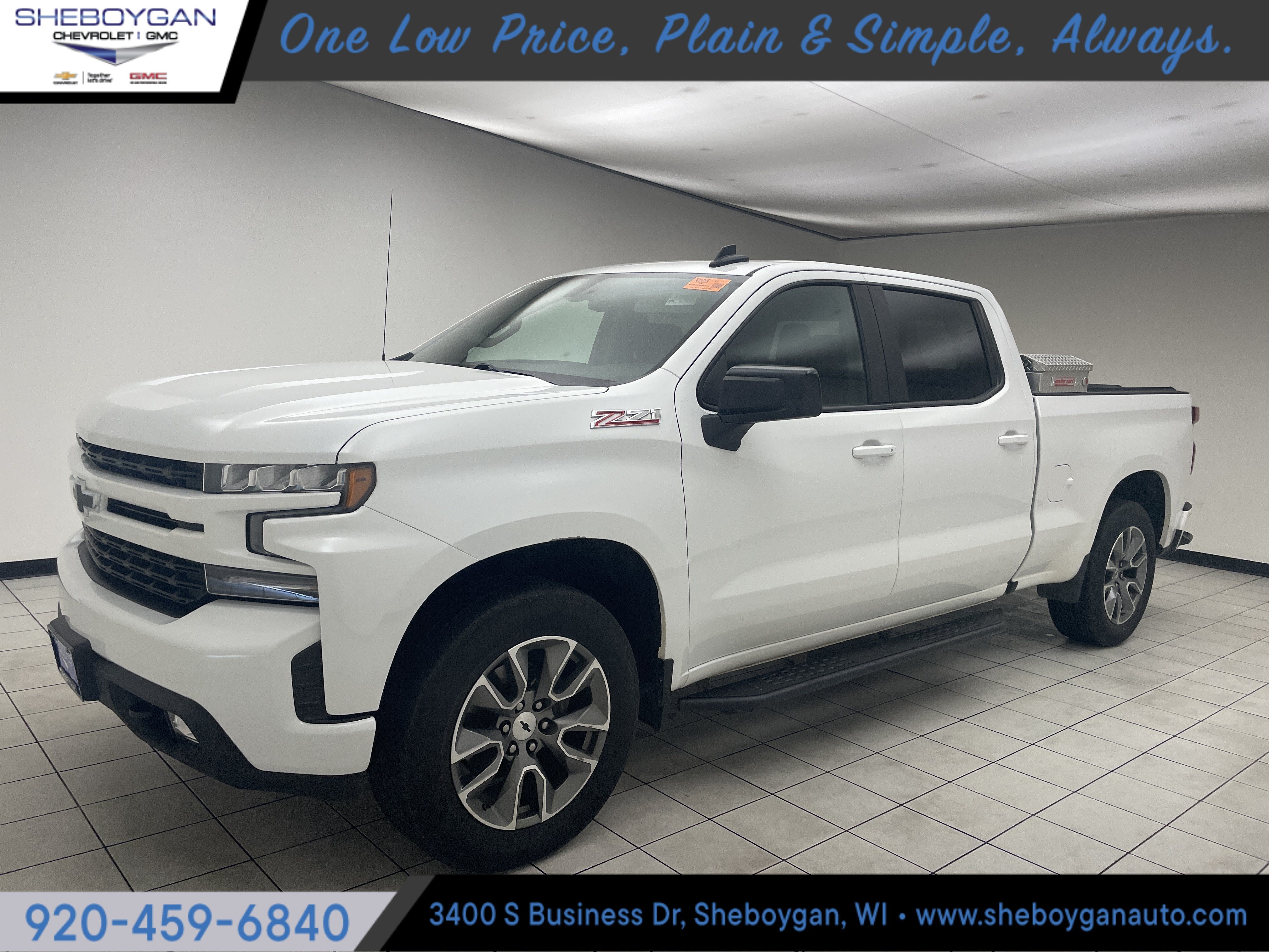 2021 Chevrolet Silverado 1500 RST in White — front three-quarter view
