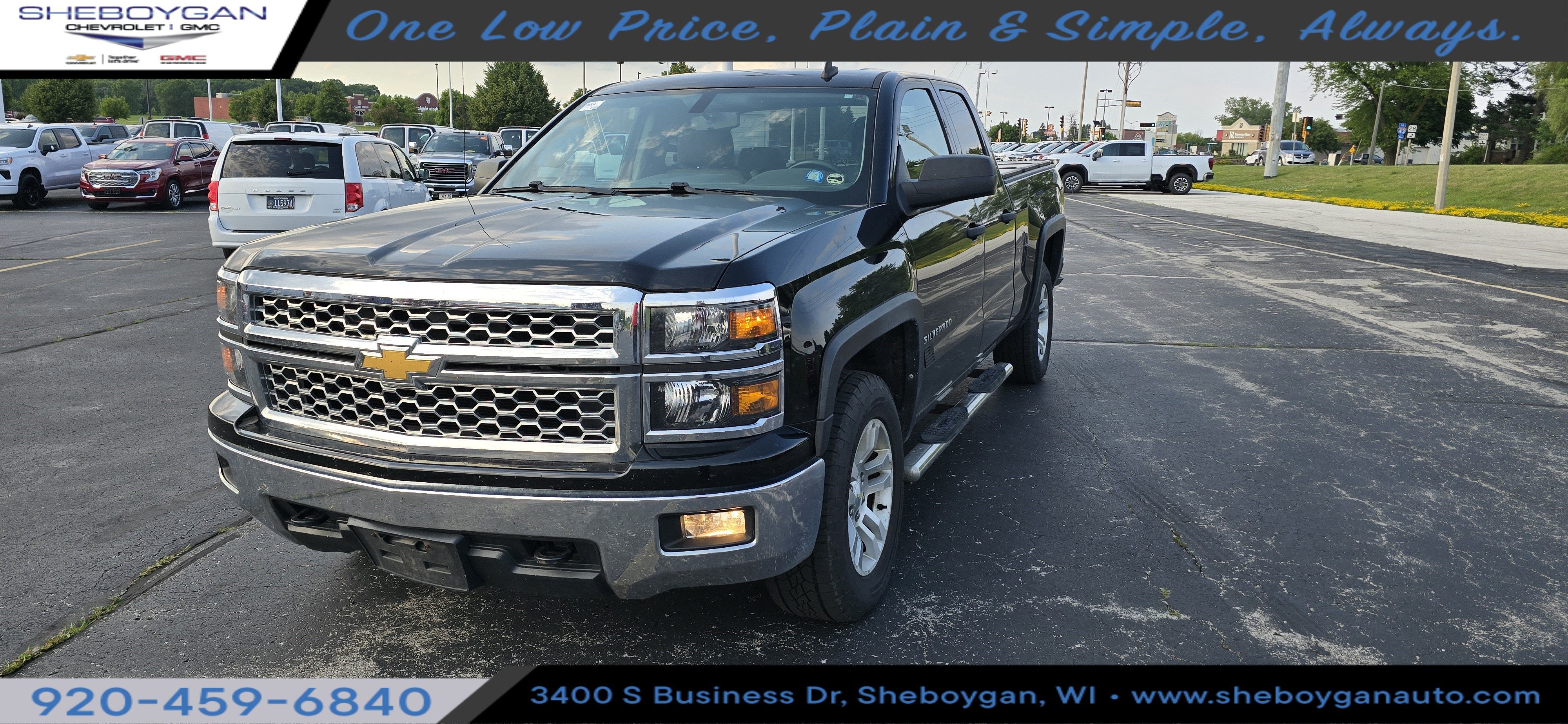 2014 Chevrolet Silverado 1500 LT in Black — front three-quarter view