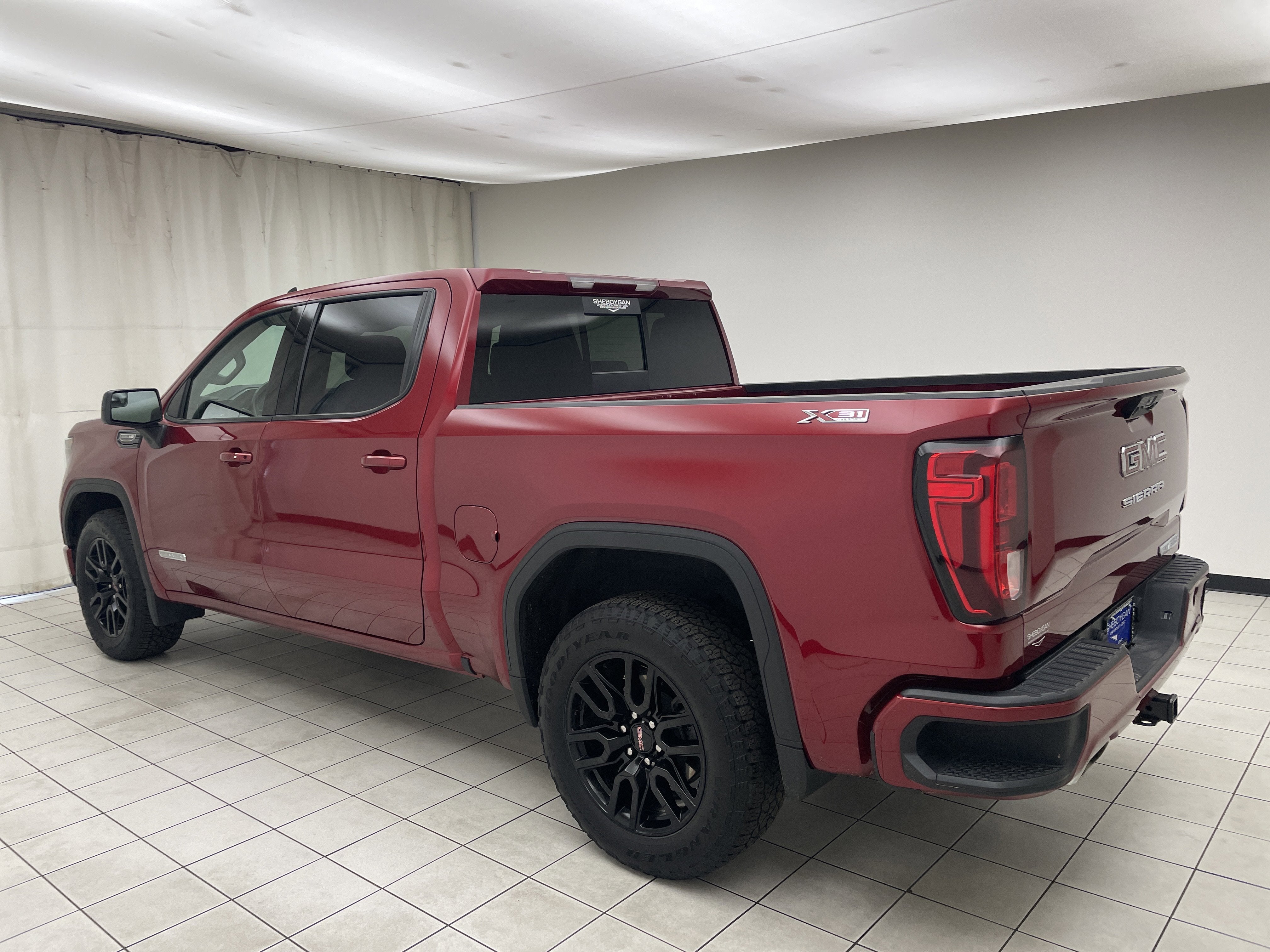 2023 GMC Sierra 1500 — side profile view