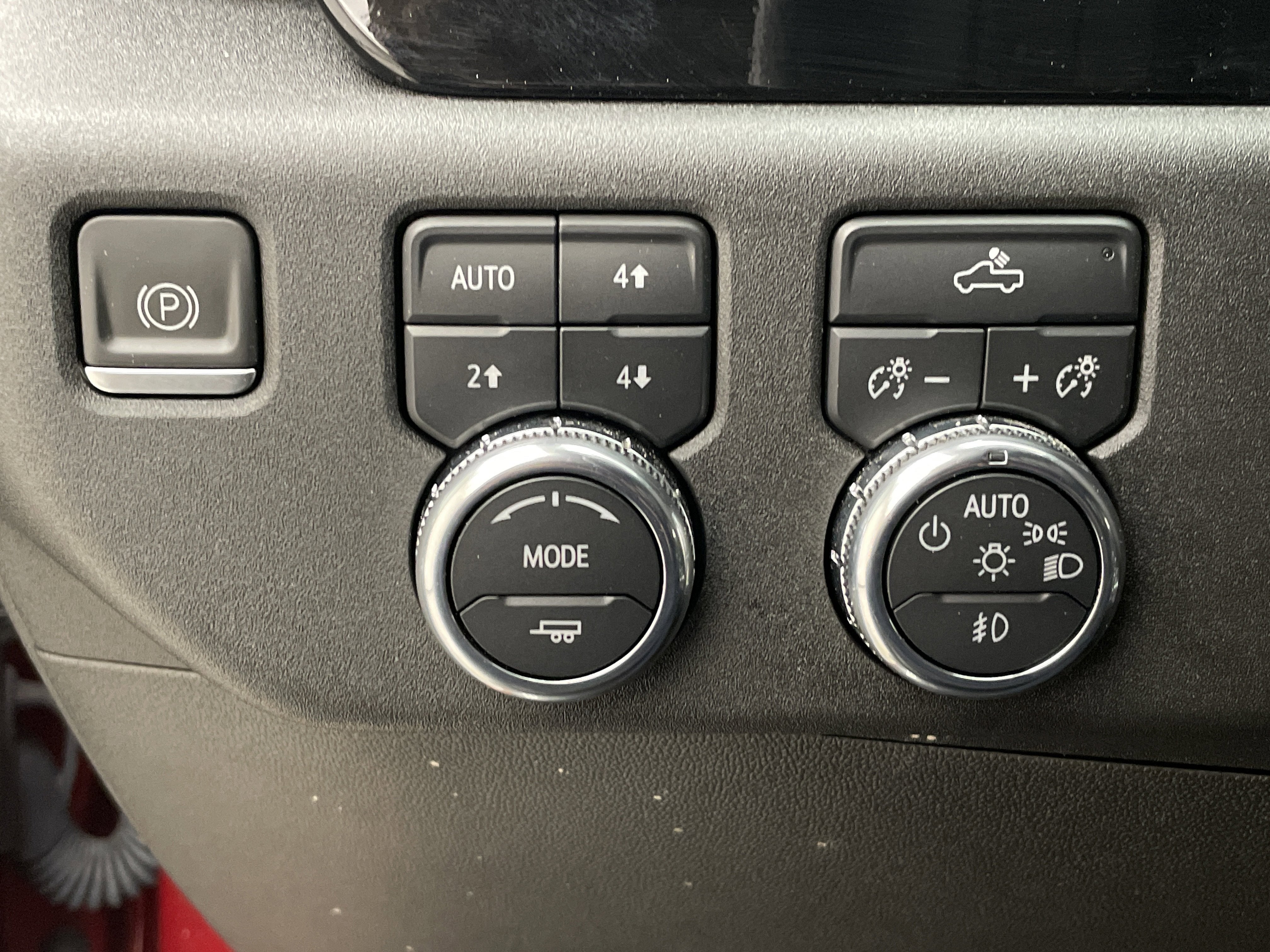 2023 GMC Sierra 1500 — interior view