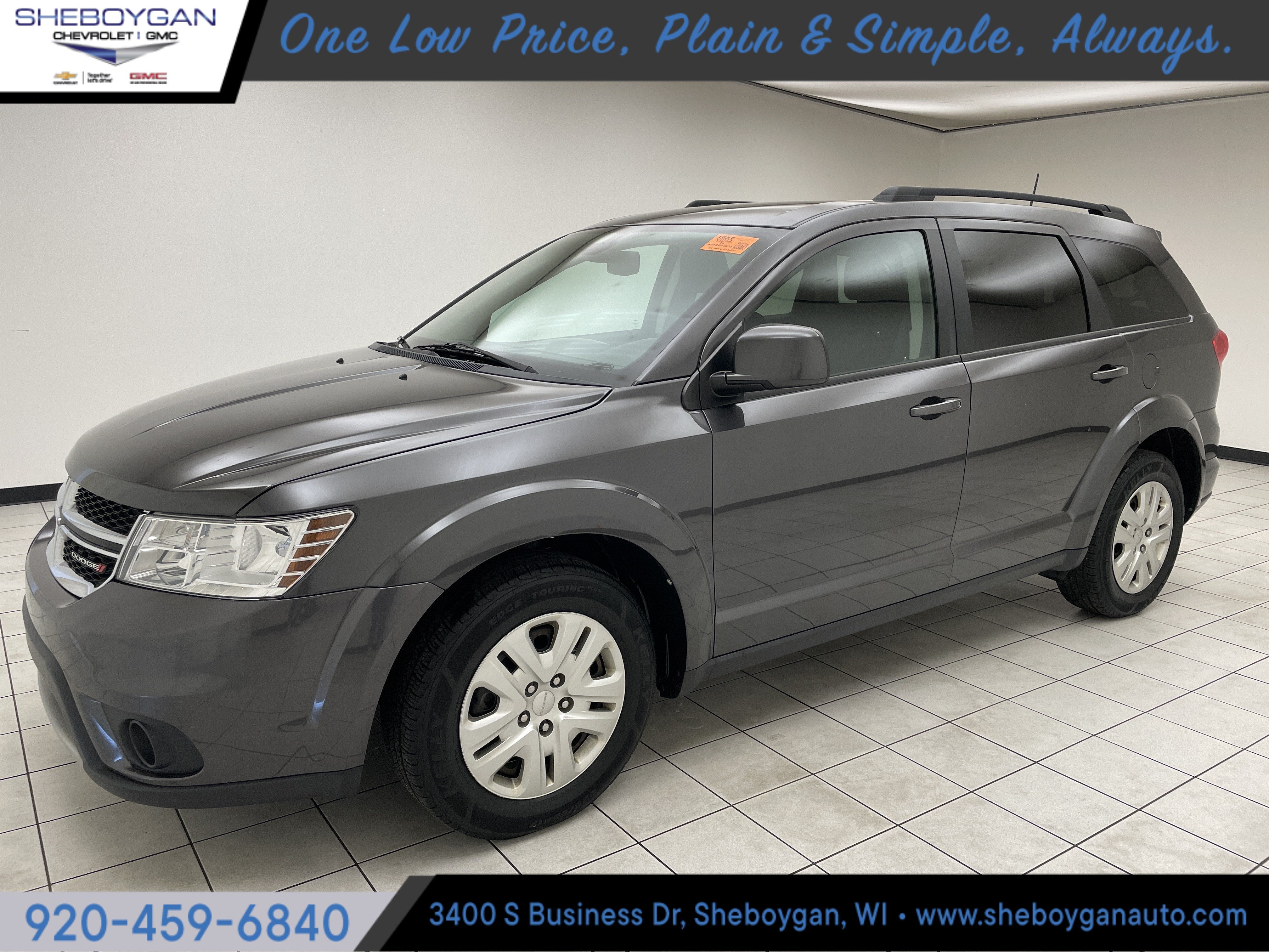 2019 Dodge Journey SE in Gray — front three-quarter view