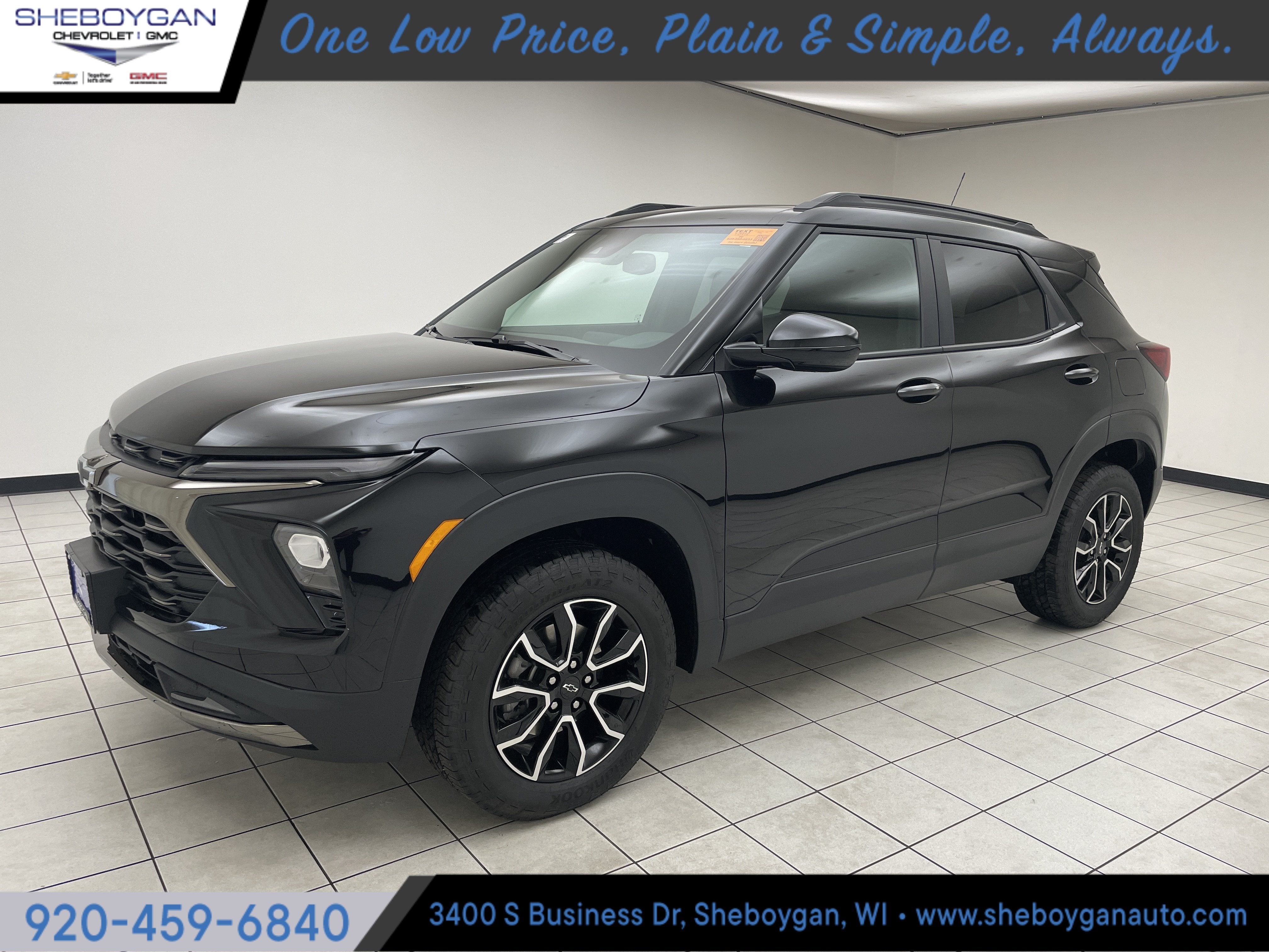 2026 Chevrolet Trailblazer ACTIV in Mosaic Black Metallic — front three-quarter view