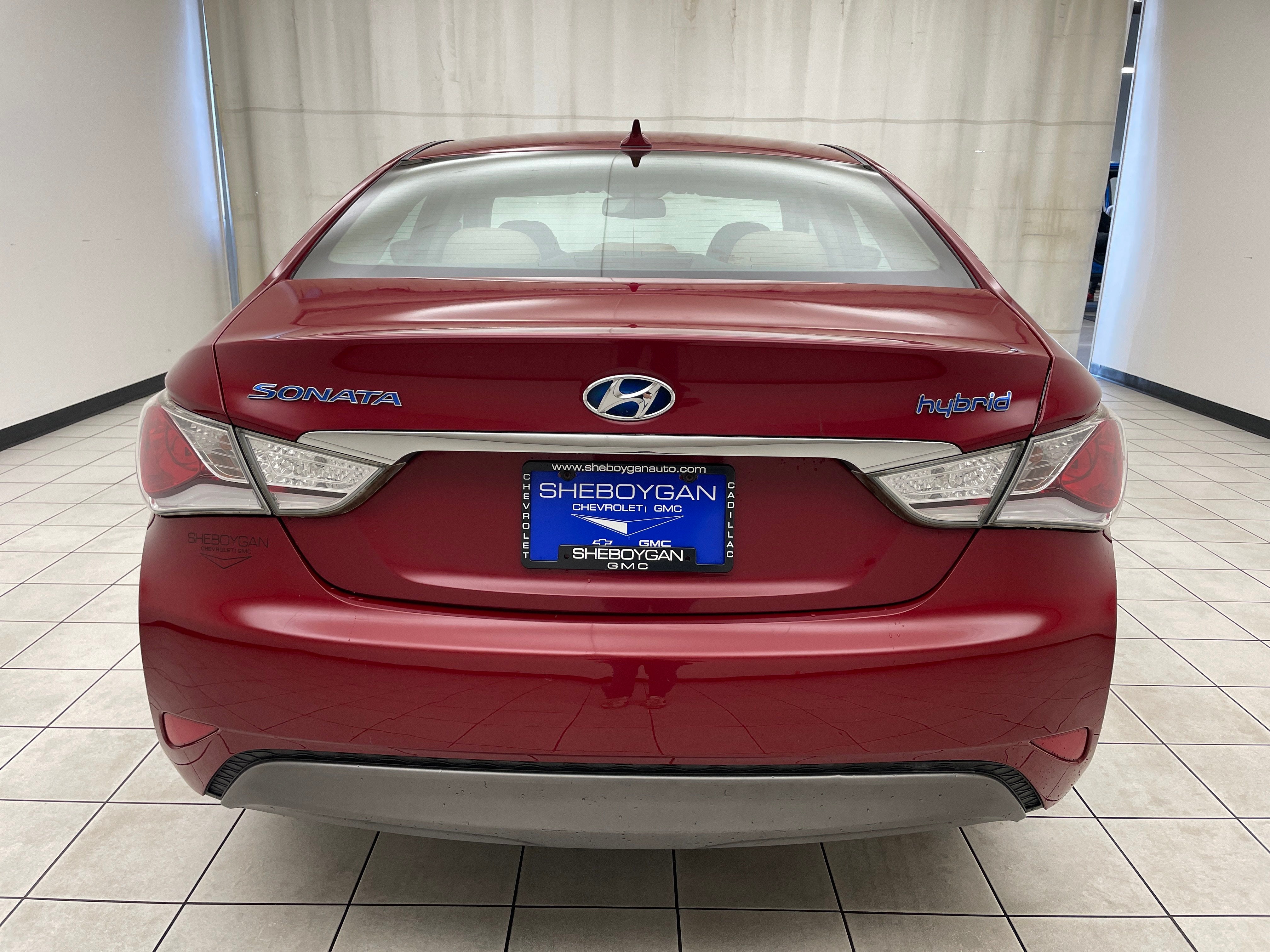 2012 Hyundai Sonata Hybrid — rear three-quarter view